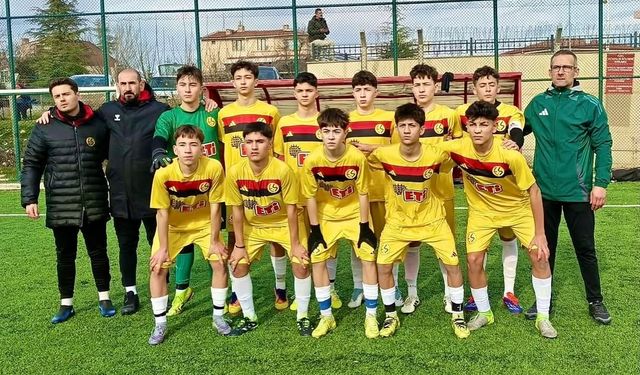 Zirvedeki kritik maçta puanlar paylaşıldı