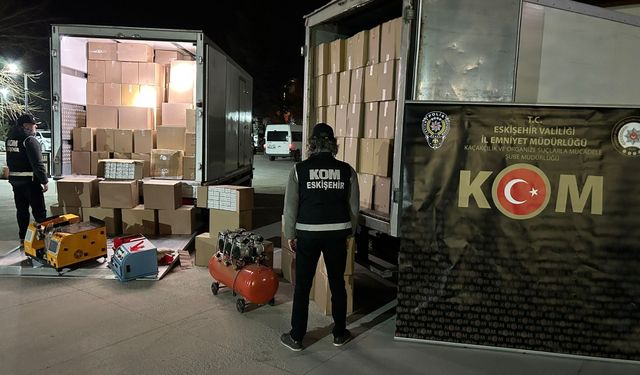 Eskişehir'de milyonluk kaçak ürün baskını