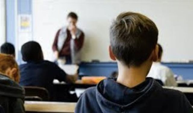 Eskişehir'de lisede şiddet: Hastanelik oldu, 4 öğrenci tutuklandı!