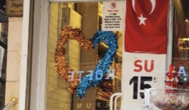 Eskişehir Sevgililer Günü hazırlıklarıyla renklendi