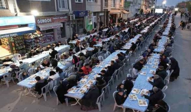 Eskişehir’de iftar takvimi açıklandı: 12 ilçede buluşma!