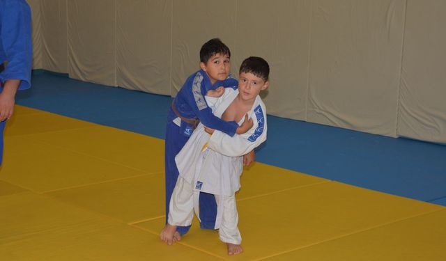 Judocular gün sayıyor