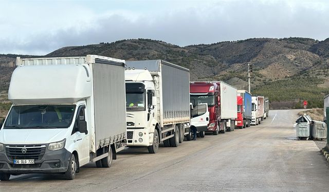 TÜVTÜRK’te kepenkler indi, Eskişehirliler mağdur!