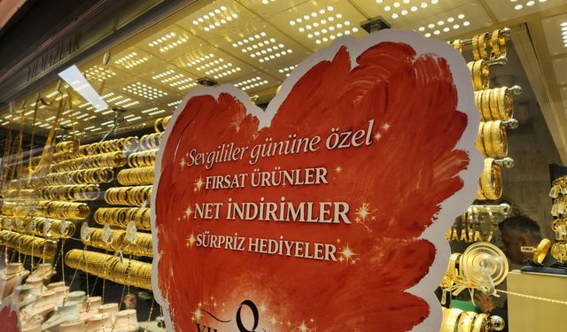 Sevgililer Günü fırsatları Eskişehir’de ilgi görüyor