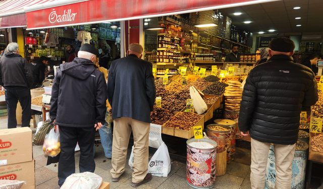 Eskişehir'de Ramazan'ın yıldızına yoğun ilgi!