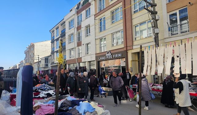 Eskişehir'de pazar yerinde baca yangını