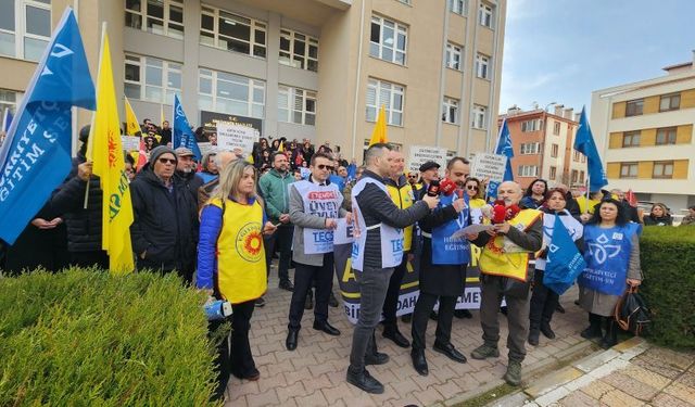 Eskişehir’de öğretmenler, Fatma Nur Çelik için yürüdü