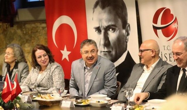 Eskişehir’de mülki idare ailesi iftar sofrasında buluştu