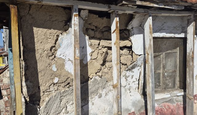 Eskişehir'de çökmeye yüz tutan evler tedirginlik yarattı