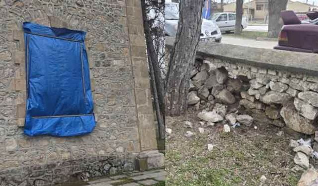 Eskişehir'deki tarihi cami yıkılma tehlikesiyle karşı karşıya!