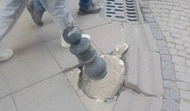 Eskişehir'de kırık duba sorunu da bitmiyor!