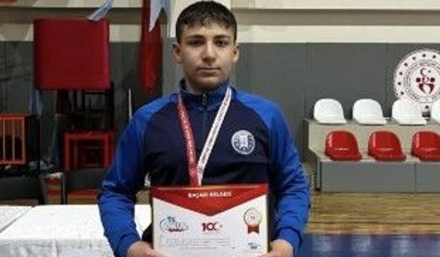 Güreşte Türkiye Üçüncüsü Kütahya’dan çıktı