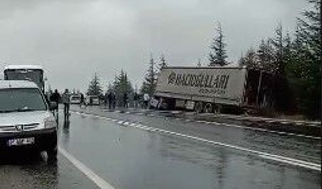 Eskişehir'de ölüm böyle geldi: Korkunç kaza saniye saniye kamerada