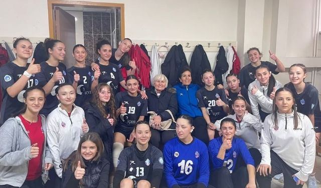 İlk hedef Dörtlü Finaller!