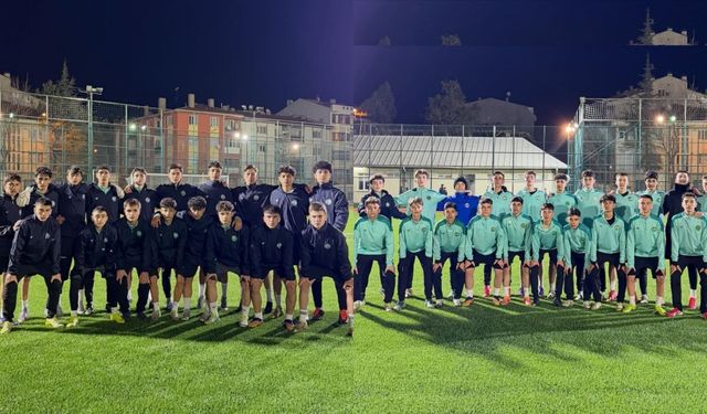 DSİ’nin yıldızları hazırlık maçında rakip oldu