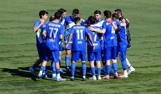 Sütlücespor müthiş başladı