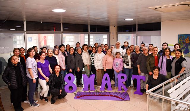 Dünya Emekçi Kadınlar Günü’nde suda spor keyfi