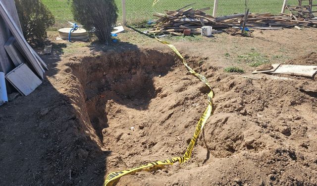 Eskişehir'de babası öldürüp bahçeye gömdü: İlk görüntüler...