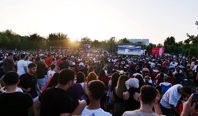 Dünya Kupası heyecanı Eskişehir’de dev ekranda!