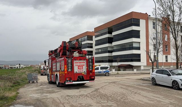 Eskişehir'de ütü kaynaklı yangın panik yaşattı!