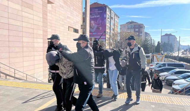 Eskişehir'den 5 ile uzanan operasyon: 14’ü tutuklandı