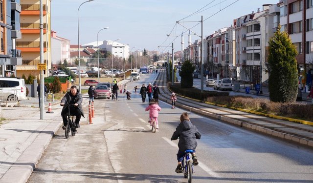 Büyükşehir günler önce duyurmuştu: Eskişehir'de o caddeler kapalı olacak!