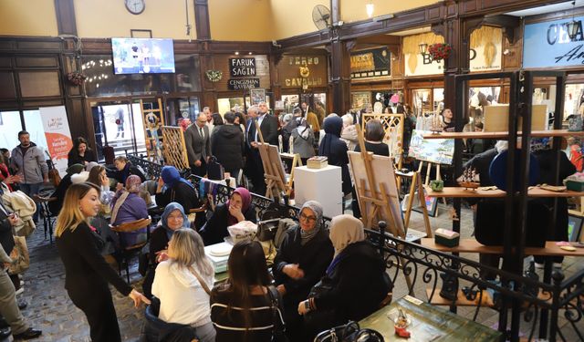 Eskişehir'de Haller’de anlamlı sergi: Otizme dikkat çekildi