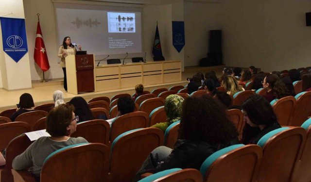 Eskişehir'de 'Ses Hijyeni Eğitimi' seminerine yoğun ilgi