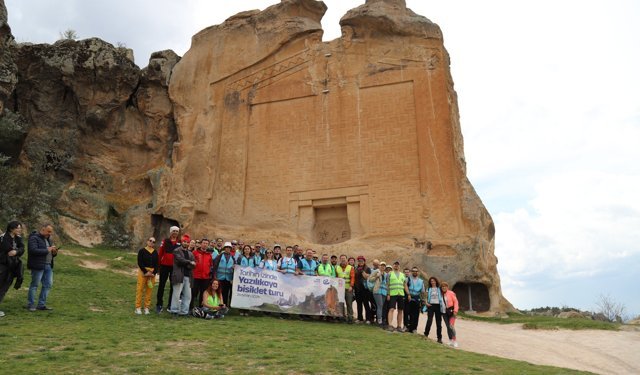 Frig Vadisi’nde pedallar döndü, tarih canlandı!