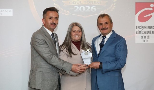 Yılın STK'sı ödülü Eskişehir'deki derneğe verildi