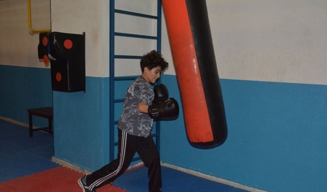 Beylikova’da geleceğin kick boksçuları yetişecek