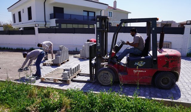 Tepebaşı Belediyesi sahada: Mahallelerde yoğun mesai