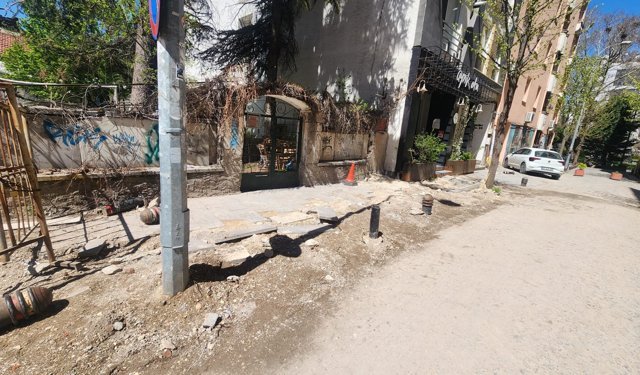 Eskişehir'de inşaat yapılan sokaklar harabeye döndü