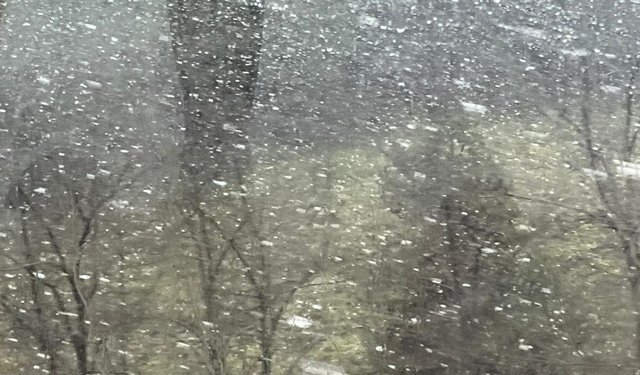 Eskişehir- Bozüyük yolunda kar yağışı!