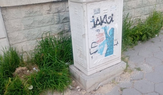 Eskişehir'de elektrik panosunda izinsiz yazılar tepki çekti!