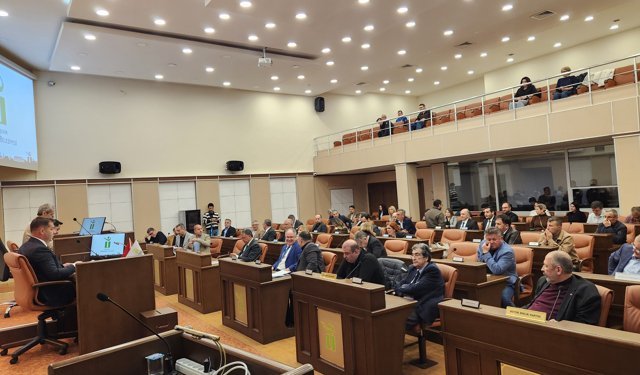 Tepebaşı ile Burdur belediyeleri kardeş kent oldu