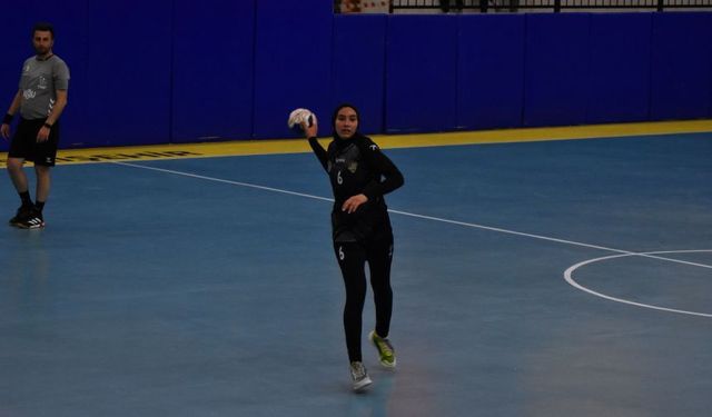 7 metrede en golcü Habiba oldu