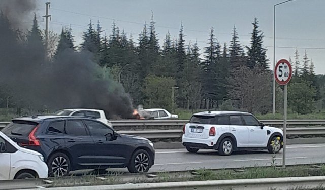 Eskişehir Çevre Yolu’nda araç yangını!