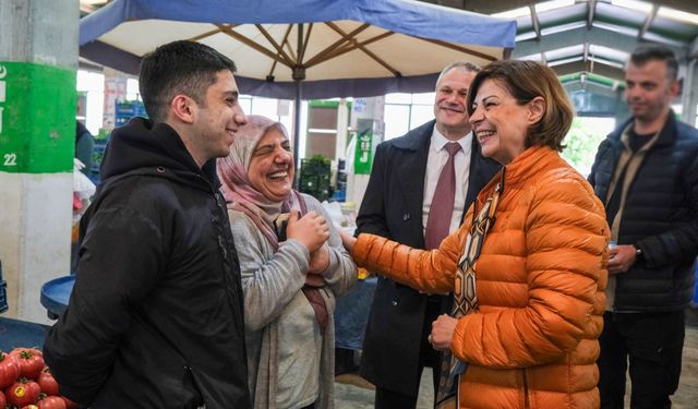 Eskişehir’de bayram öncesi pazar ziyareti