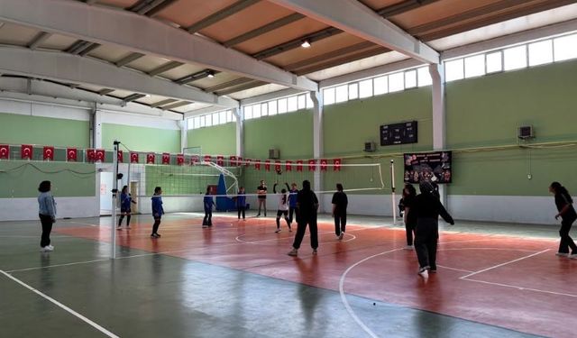Beylikova’da turnuva start aldı