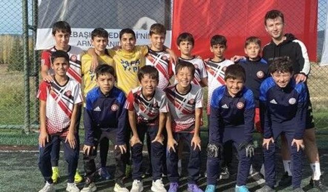 Esentepespor’da futbolun incelikleri öğretilecek