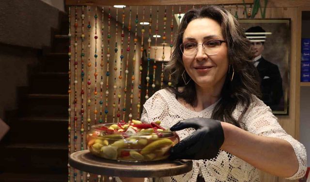 Eskişehirli turşucu yazın en çok satılan ürünleri açıkladı