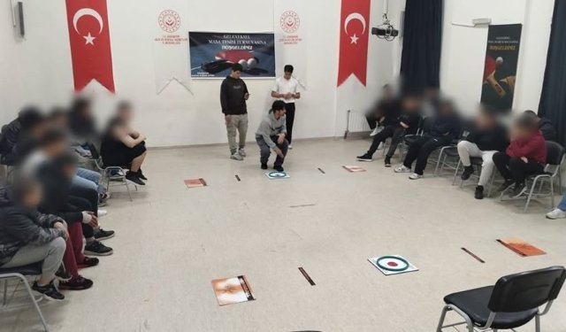 Gençlere hemsball sporu tanıtıldı