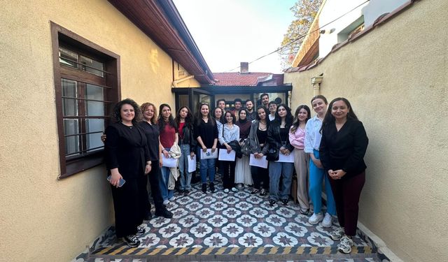 Eskişehir'de Mutluluk Atölyesi gençlerden tam not aldı