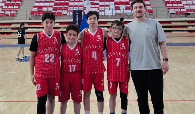 Yarı final biletini namağlup bir şekilde aldılar
