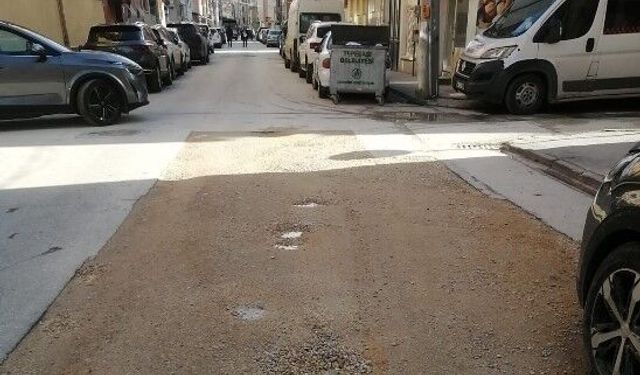 Eskişehir'de yol kazıldı ama bir daha gelen olmadı