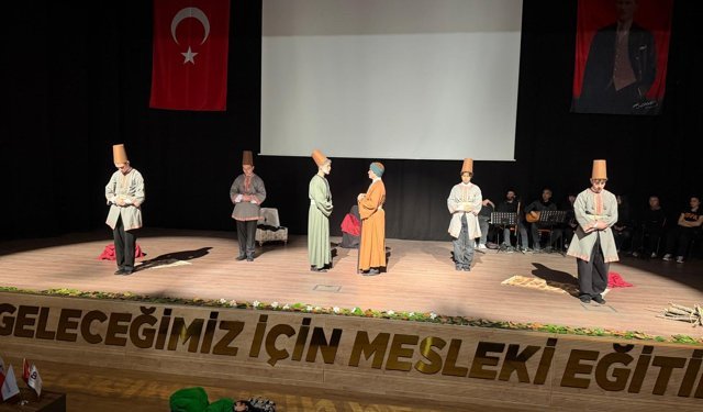 Yunus Emre Eskişehir’de düzenlenen programla anıldı