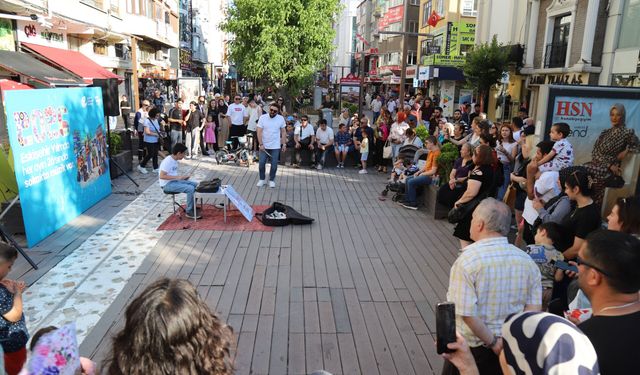 Eskişehir'de 26’sında müzik, alışveriş ve dayanışma  bir arada