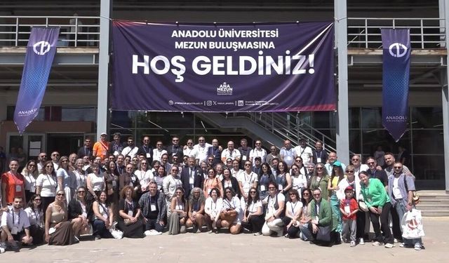 Binlerce mezun Eskişehir'de hasret giderdi