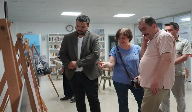 Nöroestetik ve fotoğrafın buluştuğu sergi Bilecik'te açıldı